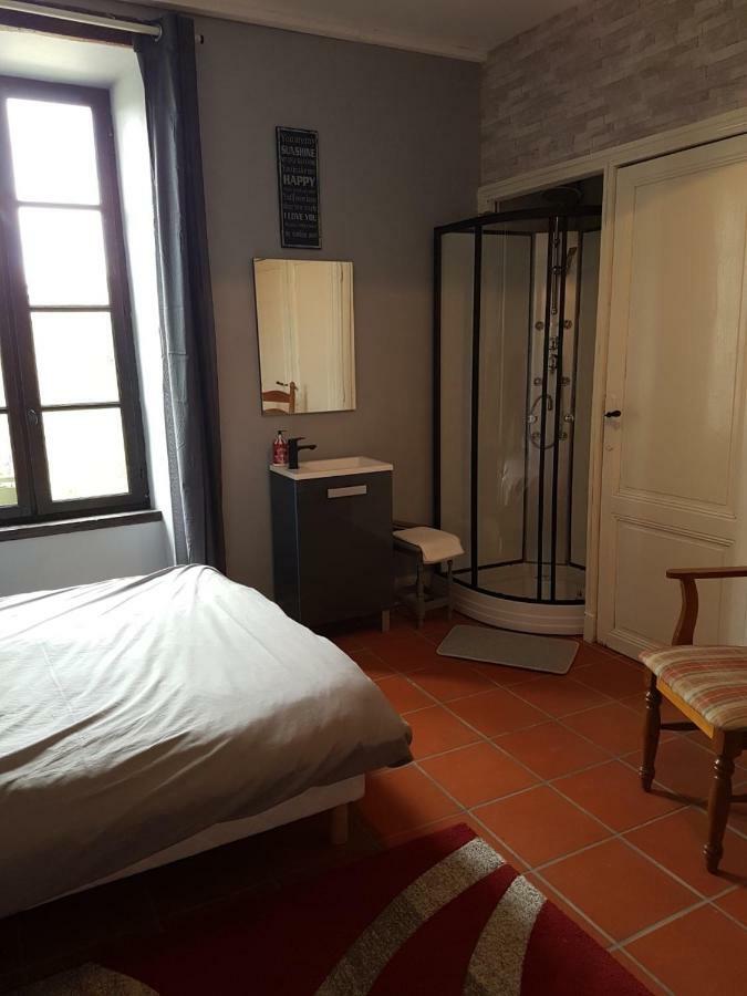 Biou Bed and Breakfast La Sauvetat-sur-Lède Exteriör bild
